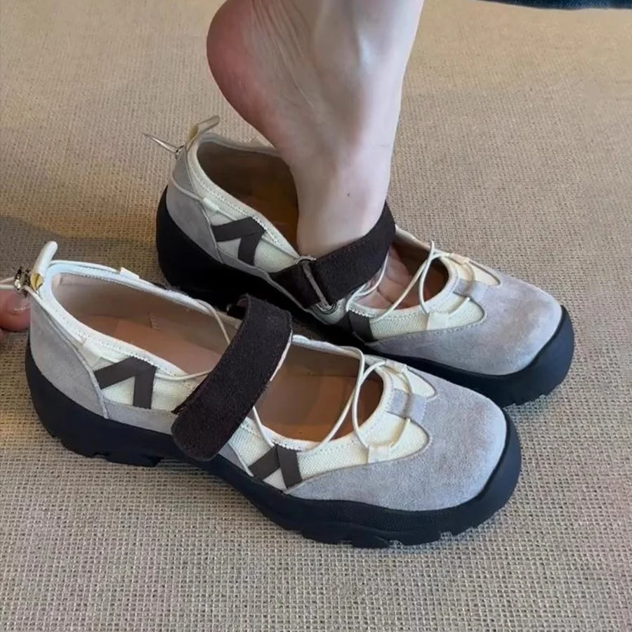 Damen Alltagsschuhe mit praktischem Klettverschluss und robustem Profil Heidi Mode