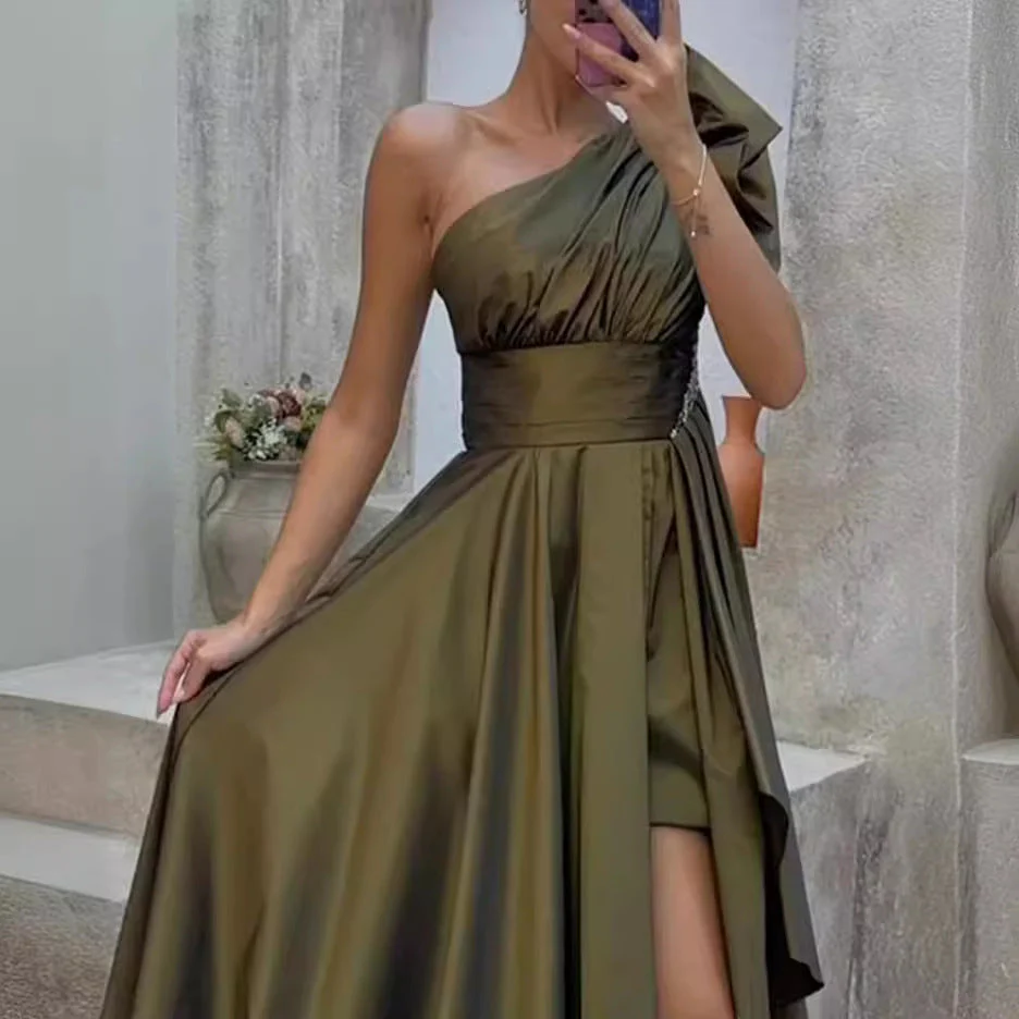 Damen Asymmetrisches Maxikleid mit Elegantem Schnitt und Hohem Schlitz Heidi-Mode - Image 4