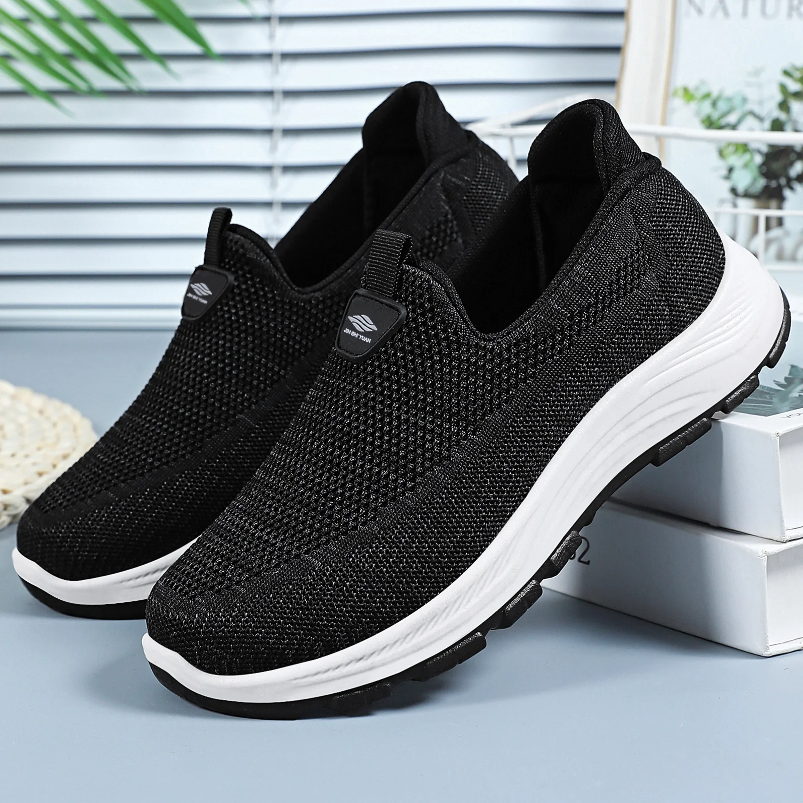 Damen Atmungsaktive Freizeitschuhe mit elastischem Einstieg Heidi Mode - Image 2