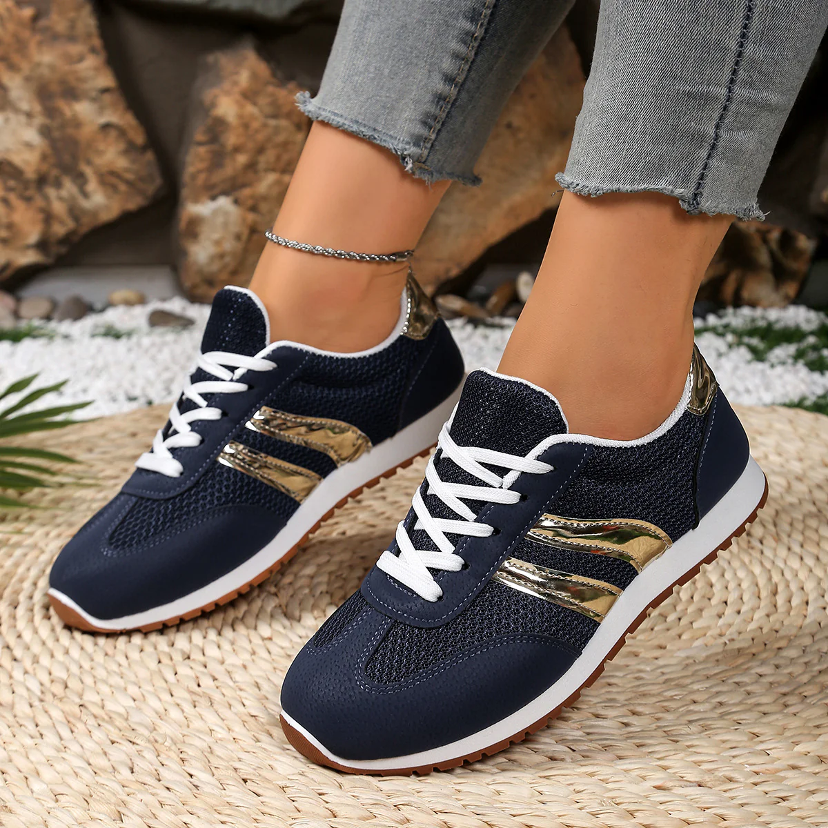 Damen Atmungsaktive Freizeitsneaker mit trendigen Details Heidi Mode - Image 2