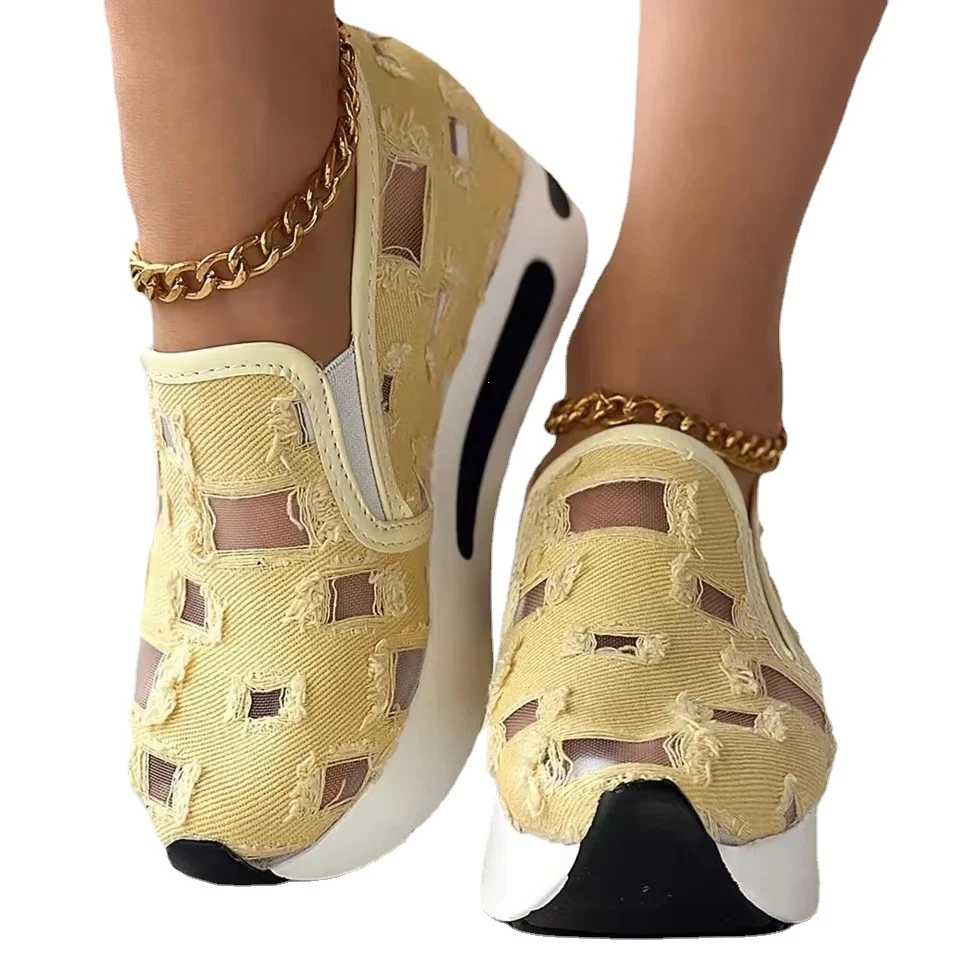 Damen Atmungsaktive Slip-On Sneakers mit modischem Lochdesign Heidi Mode - Image 5