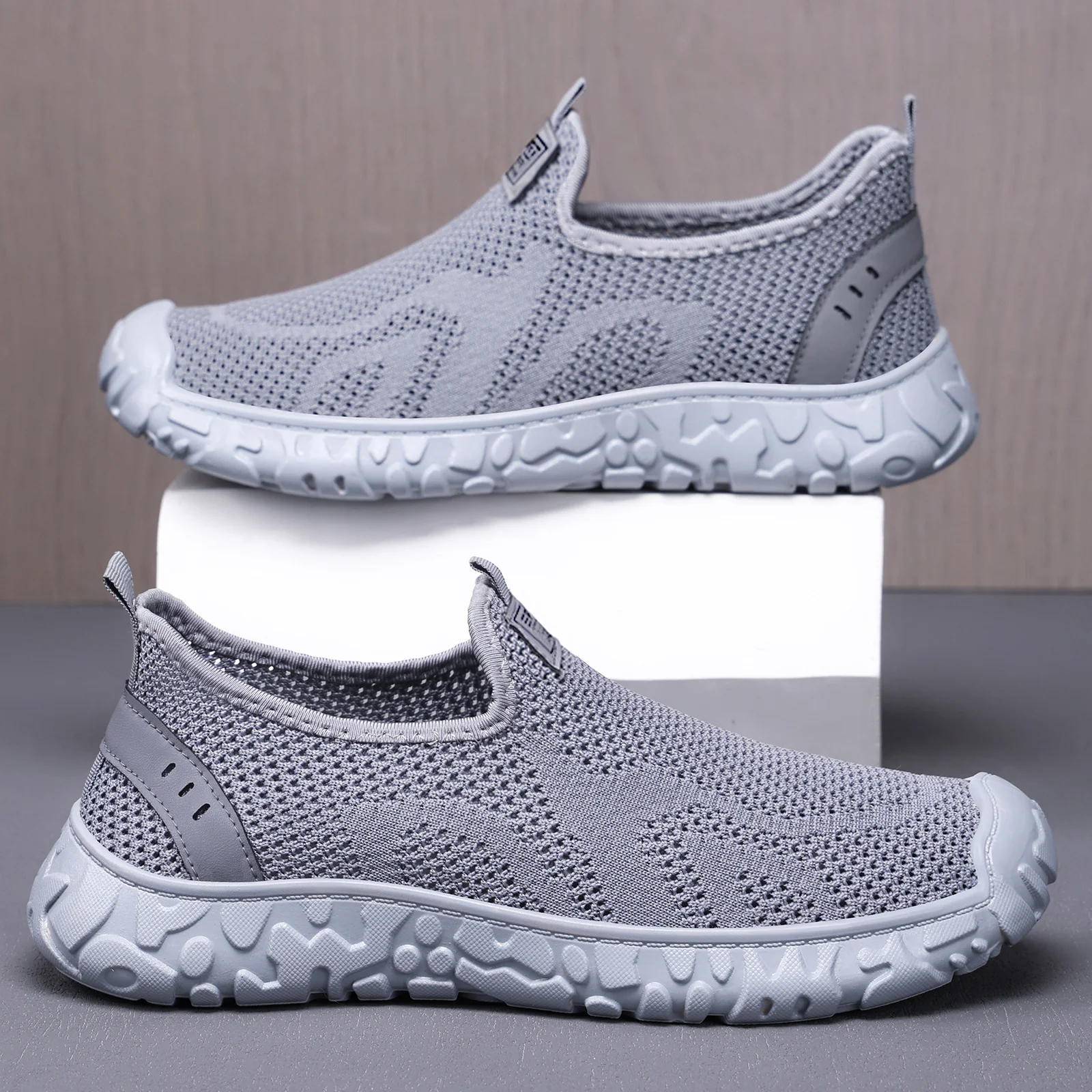 Damen Atmungsaktive Slip-On Sport Sneakers mit flexiblem Mesh-Obermaterial Heidi Mode - Image 3
