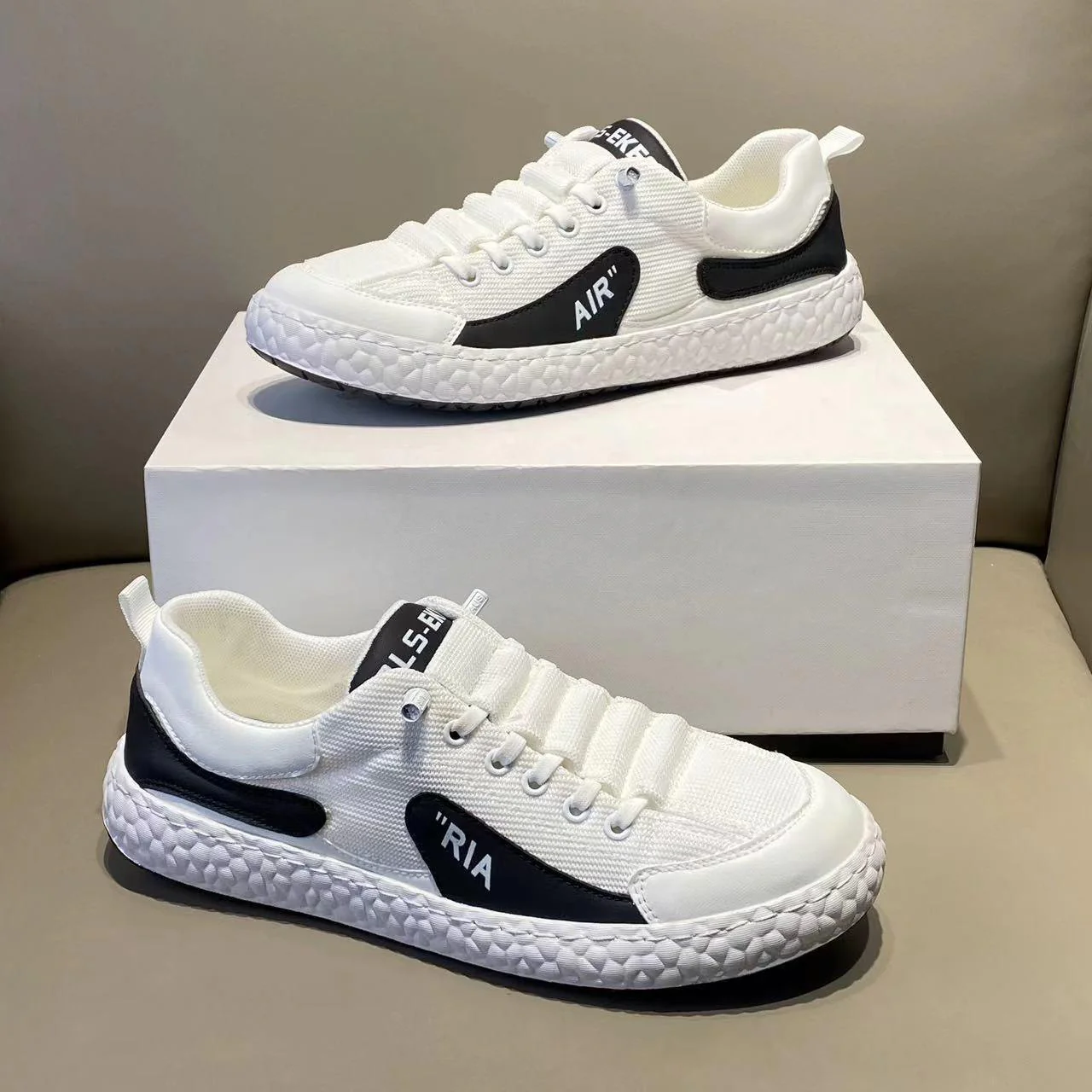 Damen Atmungsaktive Sneakers mit anti-rutsch Sohle und flexibler Dämpfung Heidi Mode - Image 7