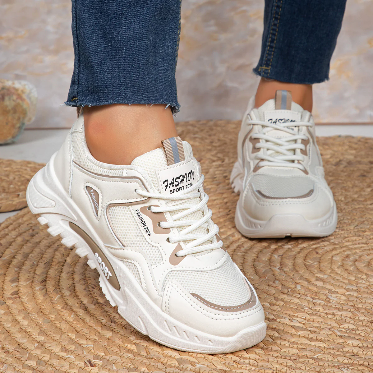 Damen Atmungsaktive Sport Sneakers mit dämpfendem Fußbett und rutschfester Sohle Heidi Mode - Image 5