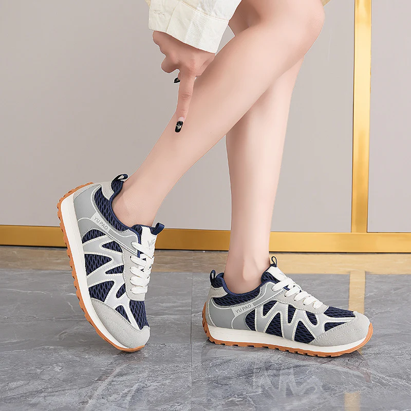 Damen Atmungsaktive Sport Sneakers mit rutschfester Sohle und dämpfendem Fußbett Heidi Mode - Image 3