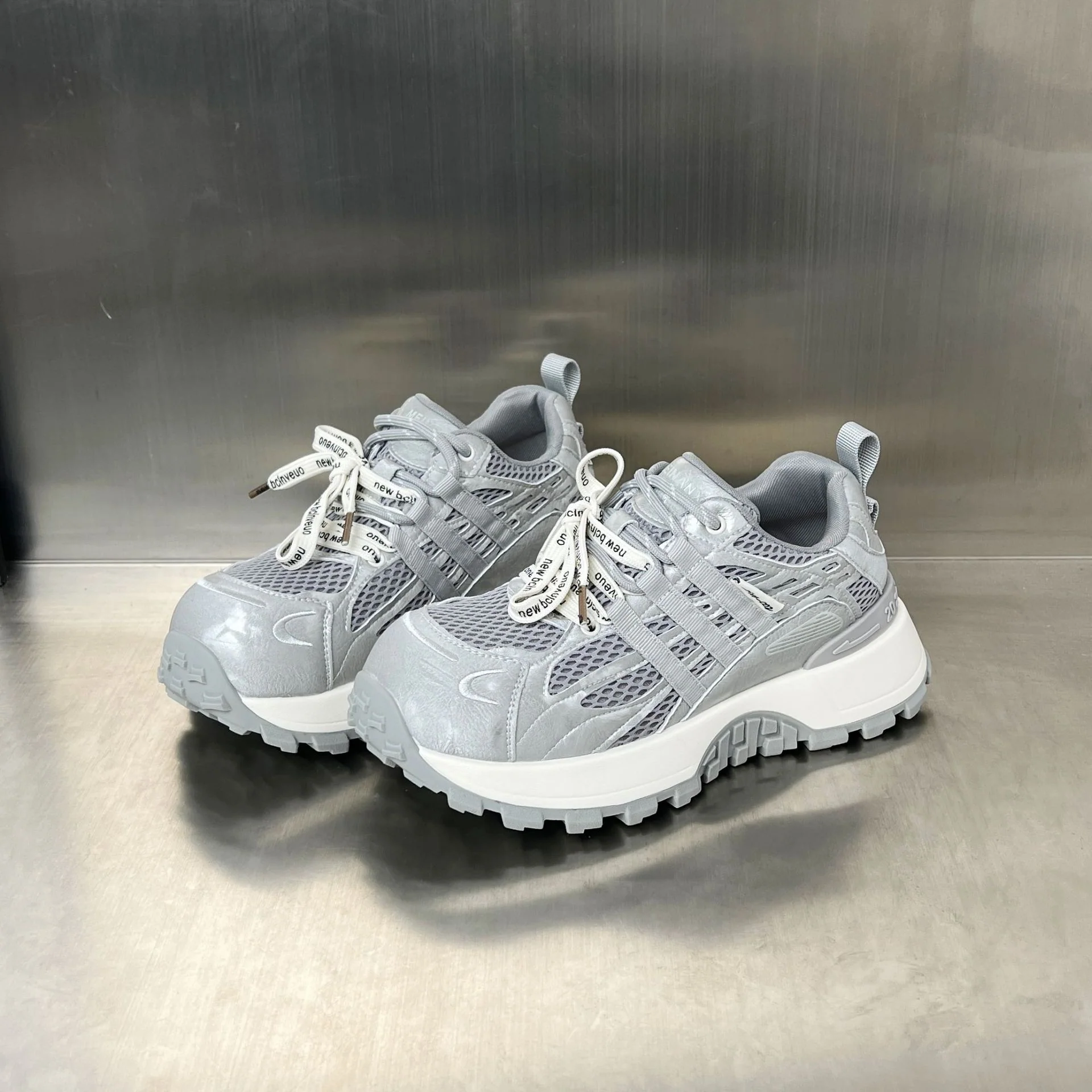 Damen Atmungsaktive Sport Sneakers mit stylischem Design und innovativer Dämpfungstechnologie Heidi Mode - Image 4