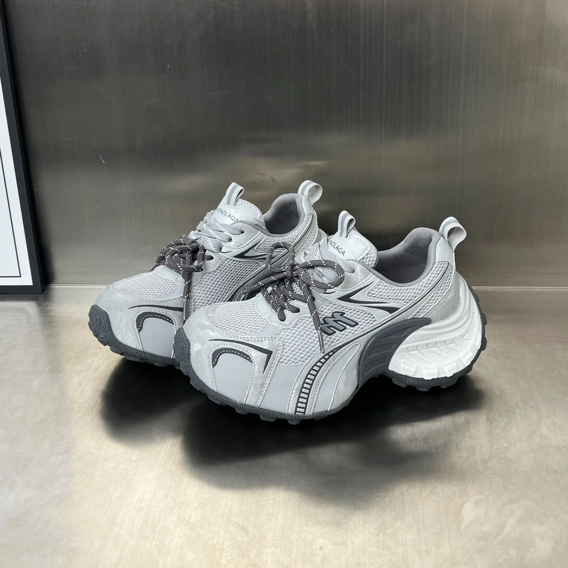 Damen Atmungsaktive Sportsneakers mit ergonomischer Dämpfungstechnologie Heidi Mode - Image 7