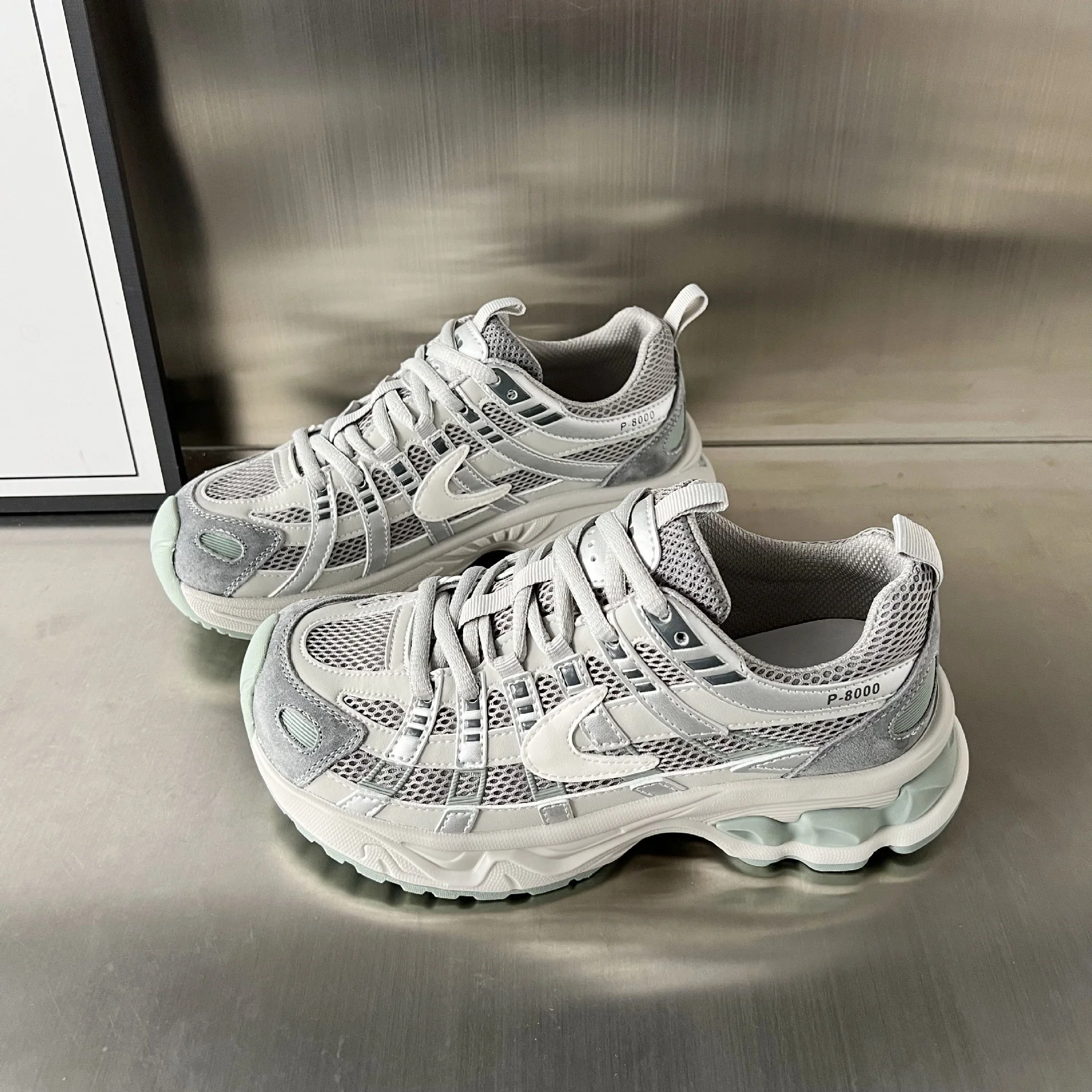 Damen Atmungsaktive und dämpfende Laufschuhe mit ergonomischer Sohle Heidi Mode - Image 2