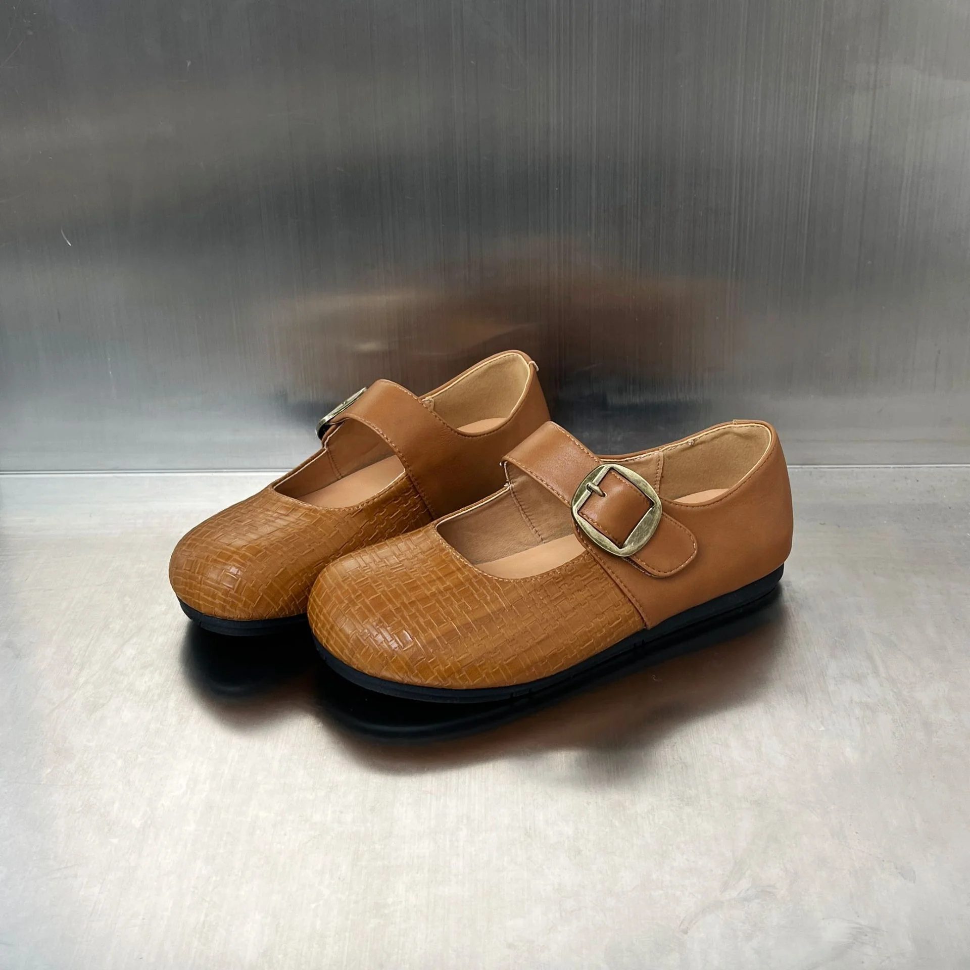 Damen Ballerinas mit elegantem Riemen und strukturiertem Obermaterial Heidi Mode - Image 8
