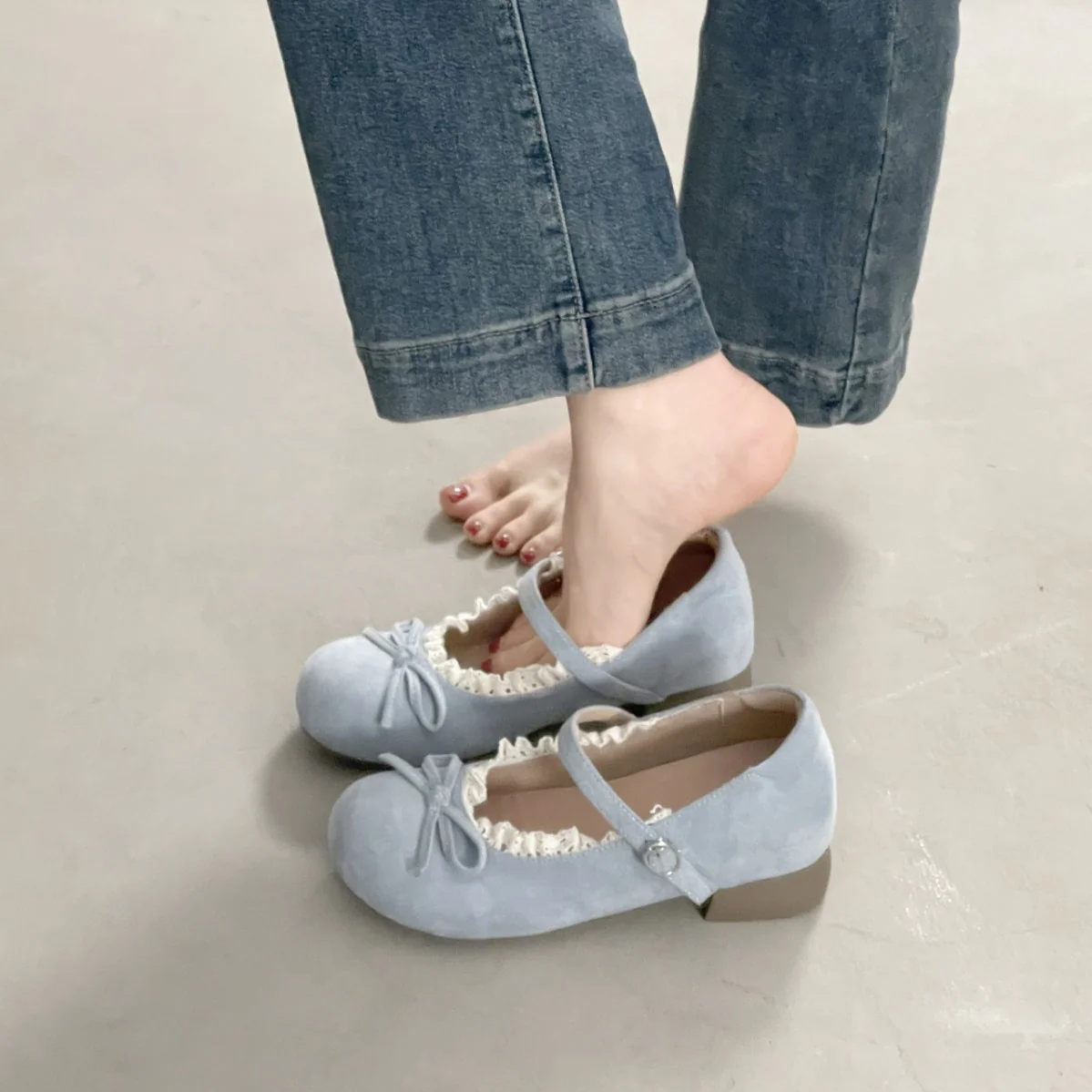 Damen Ballerinas mit eleganter Rüschenkante und praktischem Riemen Heidi Mode - Image 2
