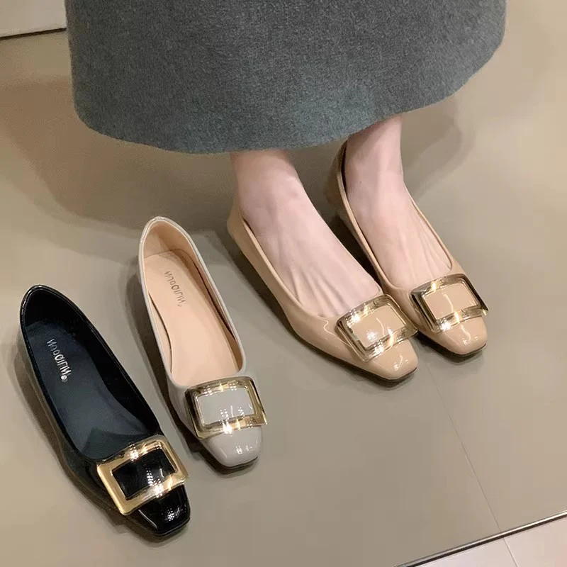 Damen Ballerinas mit eleganter Schnalle und hochwertiger Lackoberfläche Heidi Mode