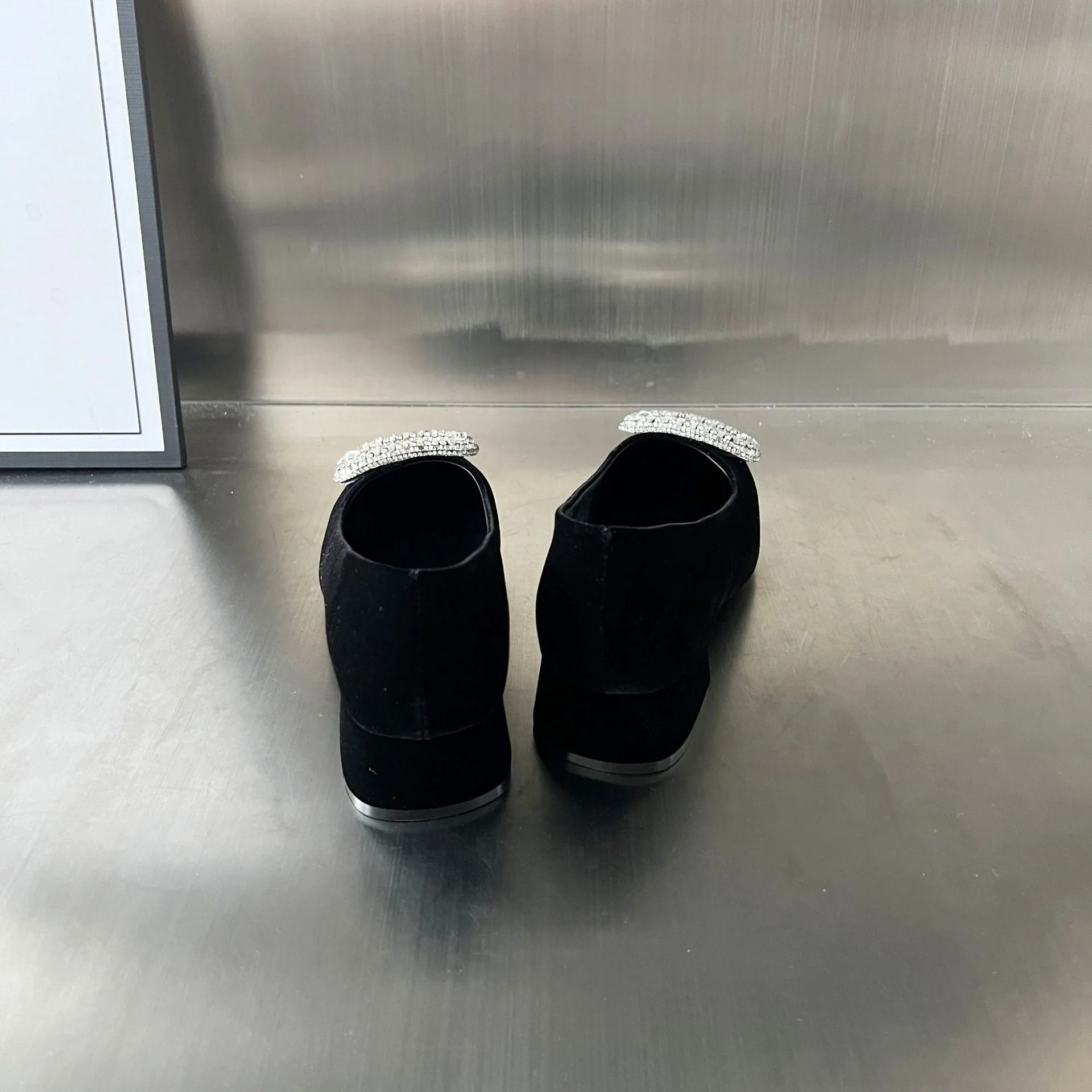 Damen Ballerinas mit funkelndem Schmuckdetail und bequemem Absatz Heidi Mode - Image 4