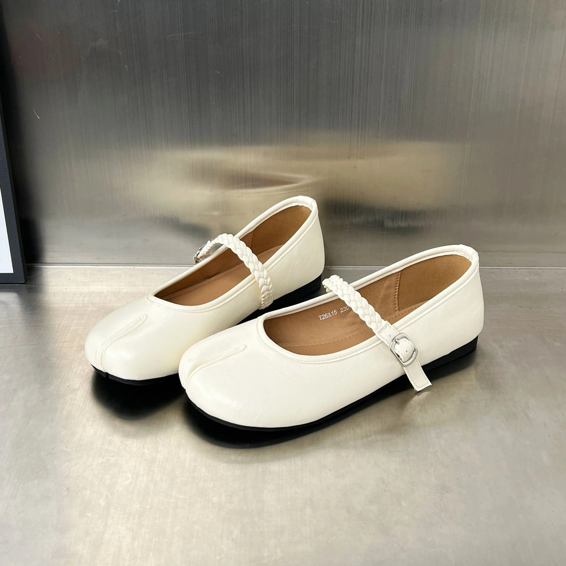 Damen Ballerinas mit geflochtenem Riemen und weichem Innenfutter Heidi Mode - Image 7