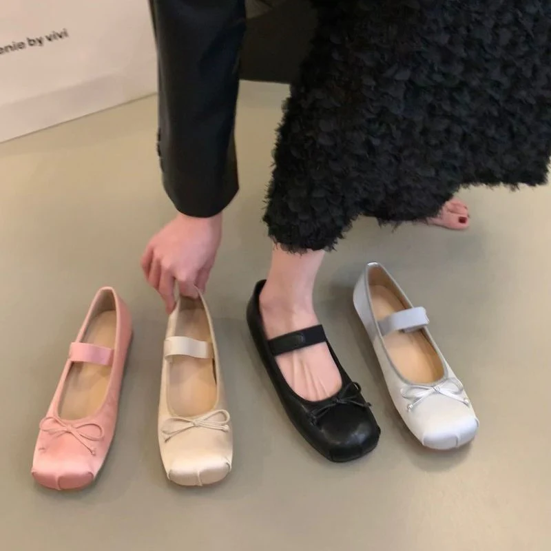 Damen Ballerinas mit verstellbarem Riemen und elegantem Schleifenakzent Heidi Mode