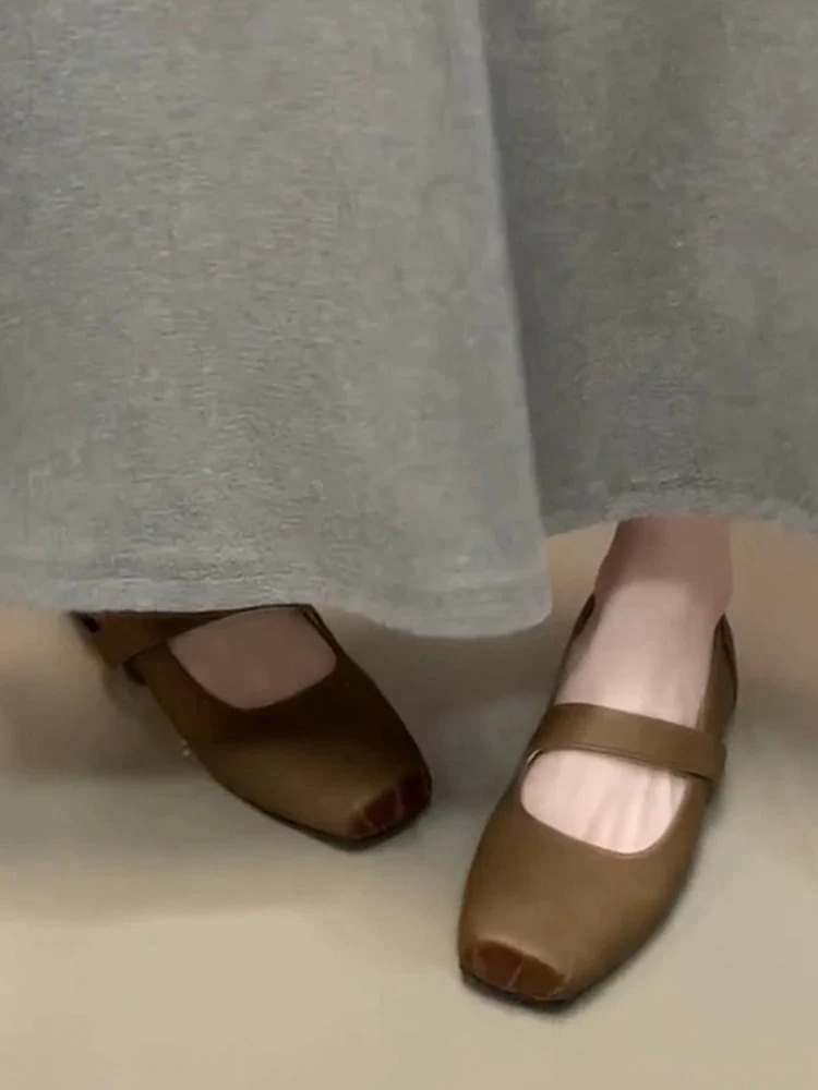 Damen Ballerinas mit verstellbarem Riemen und flexiblem Komfortfußbett Heidi Mode - Image 7