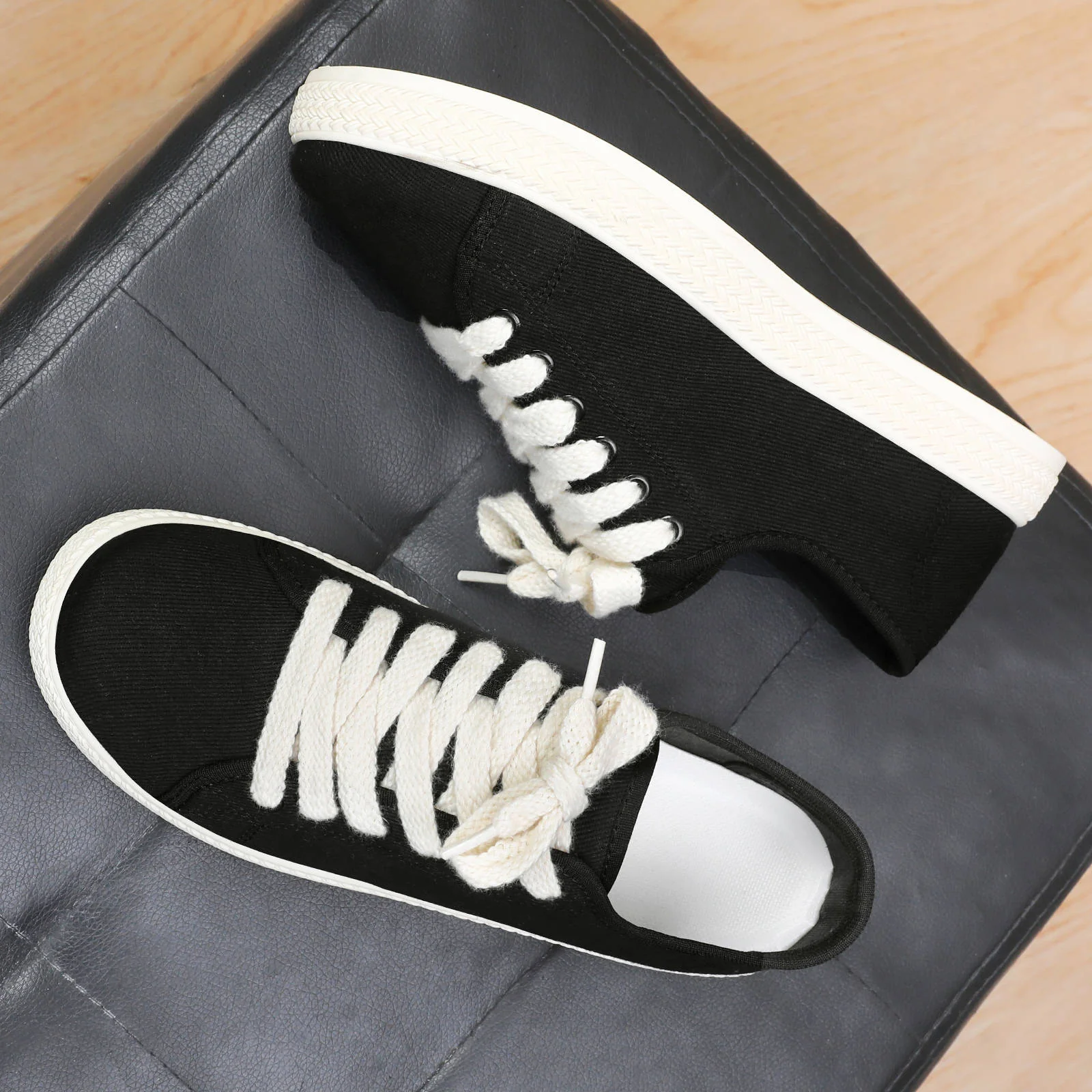 Damen Baumwoll-Sneaker mit natürlichem Obermaterial und rutschfester Sohle Heidi Mode - Image 3