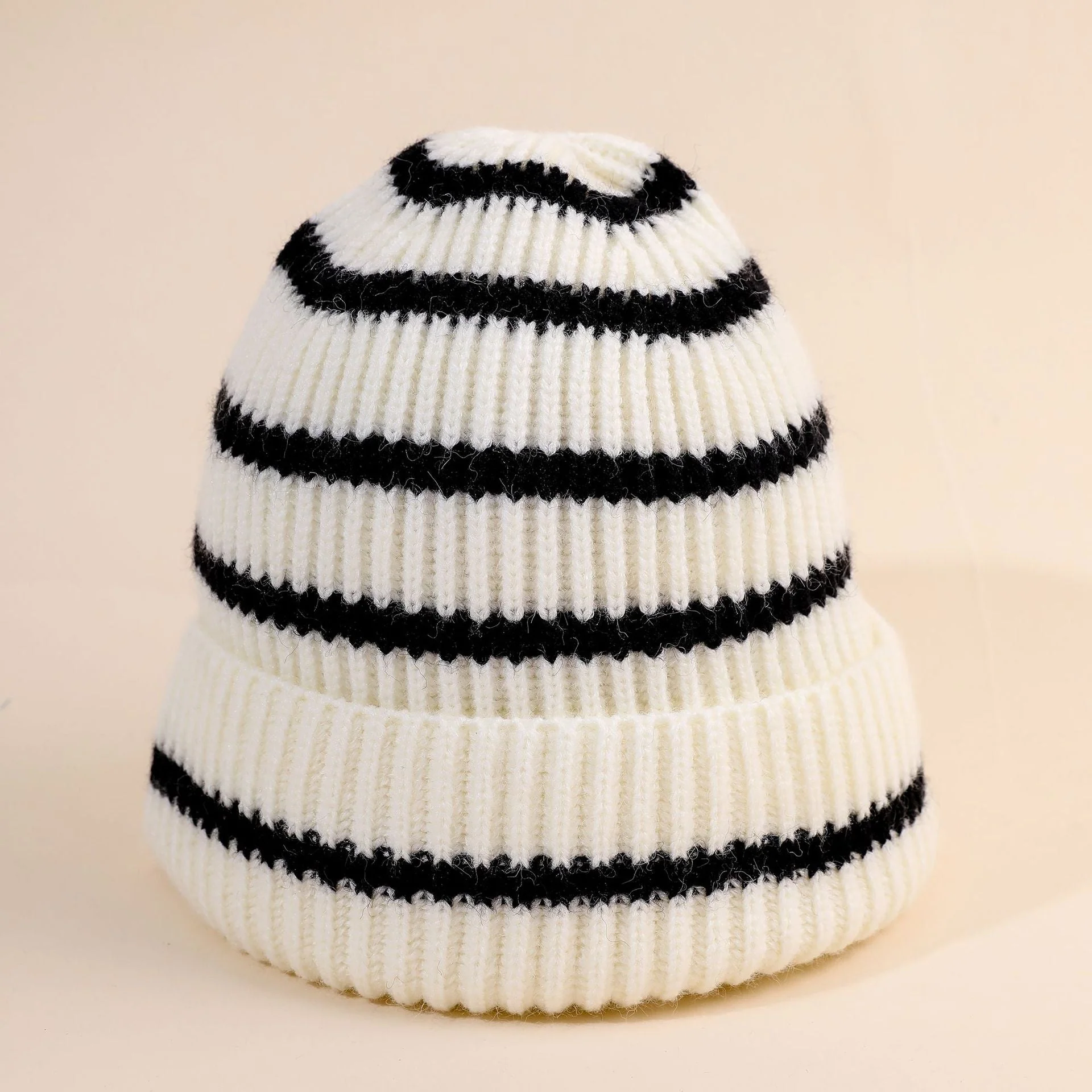 Damen Beanie-Mütze mit Gestreiftem Design und Weichem Innenfutter Heidi-Mode - Image 6