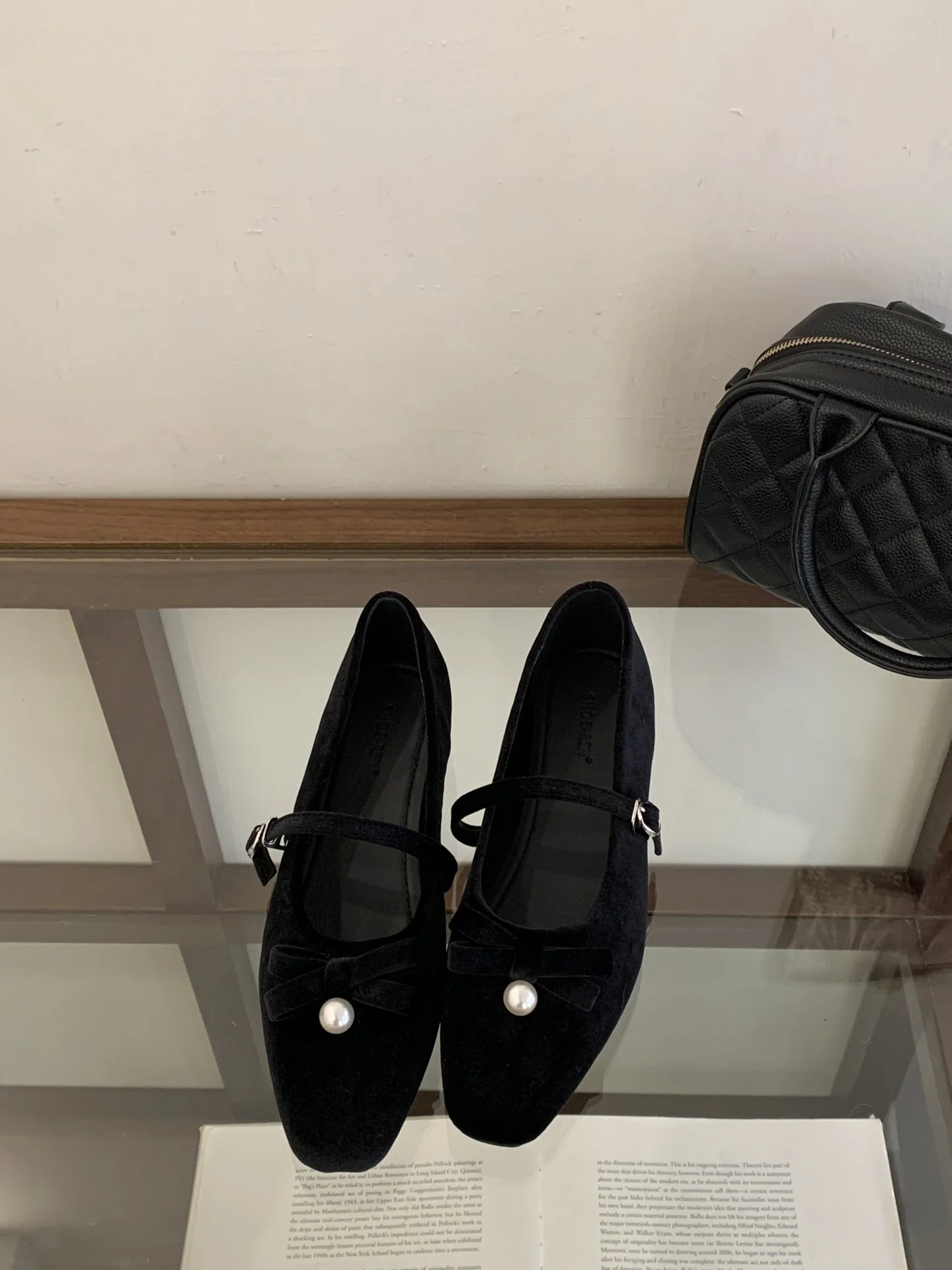 Damen bequeme Ballerinas mit dekorativem Riemen und Perlendetail Heidi Mode - Image 7