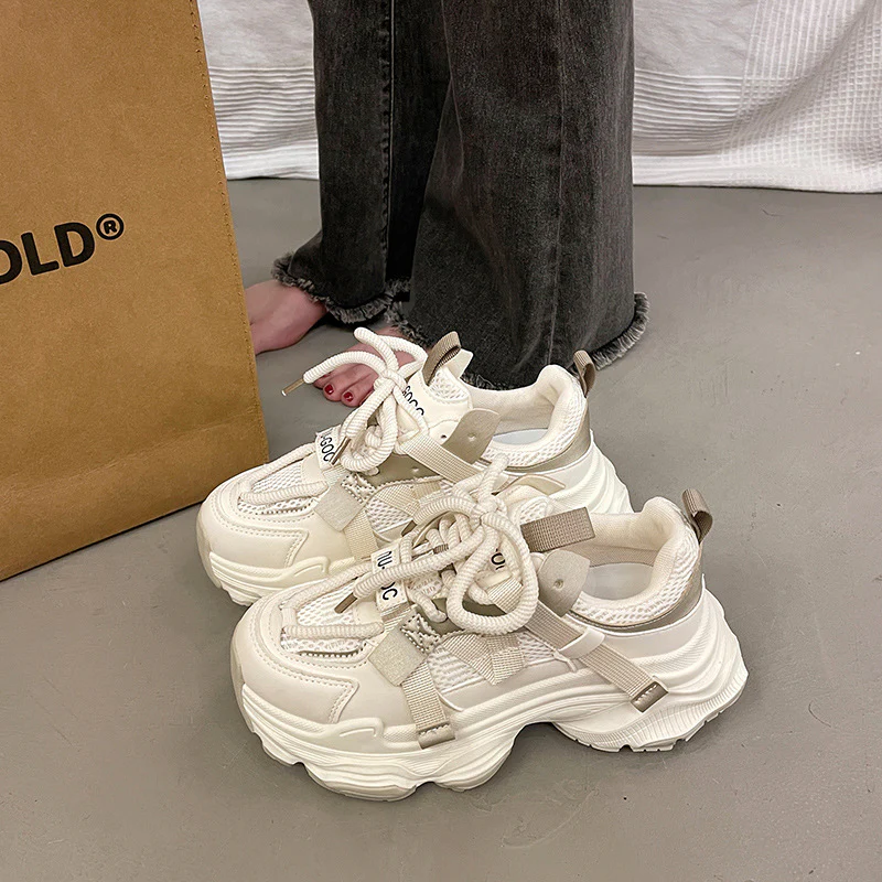 Damen Bequeme Chunky Sneakers mit innovativem Sohlen-Design Heidi Mode - Image 7