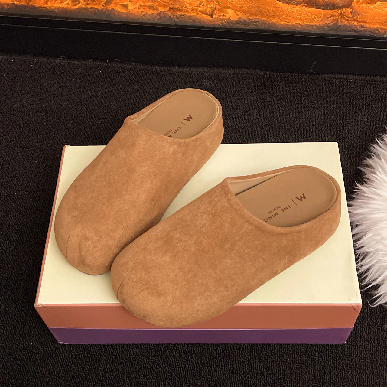 Damen Bequeme Clogs aus weichem Wildleder mit ergonomischem Fußbett Heidi Mode - Image 3