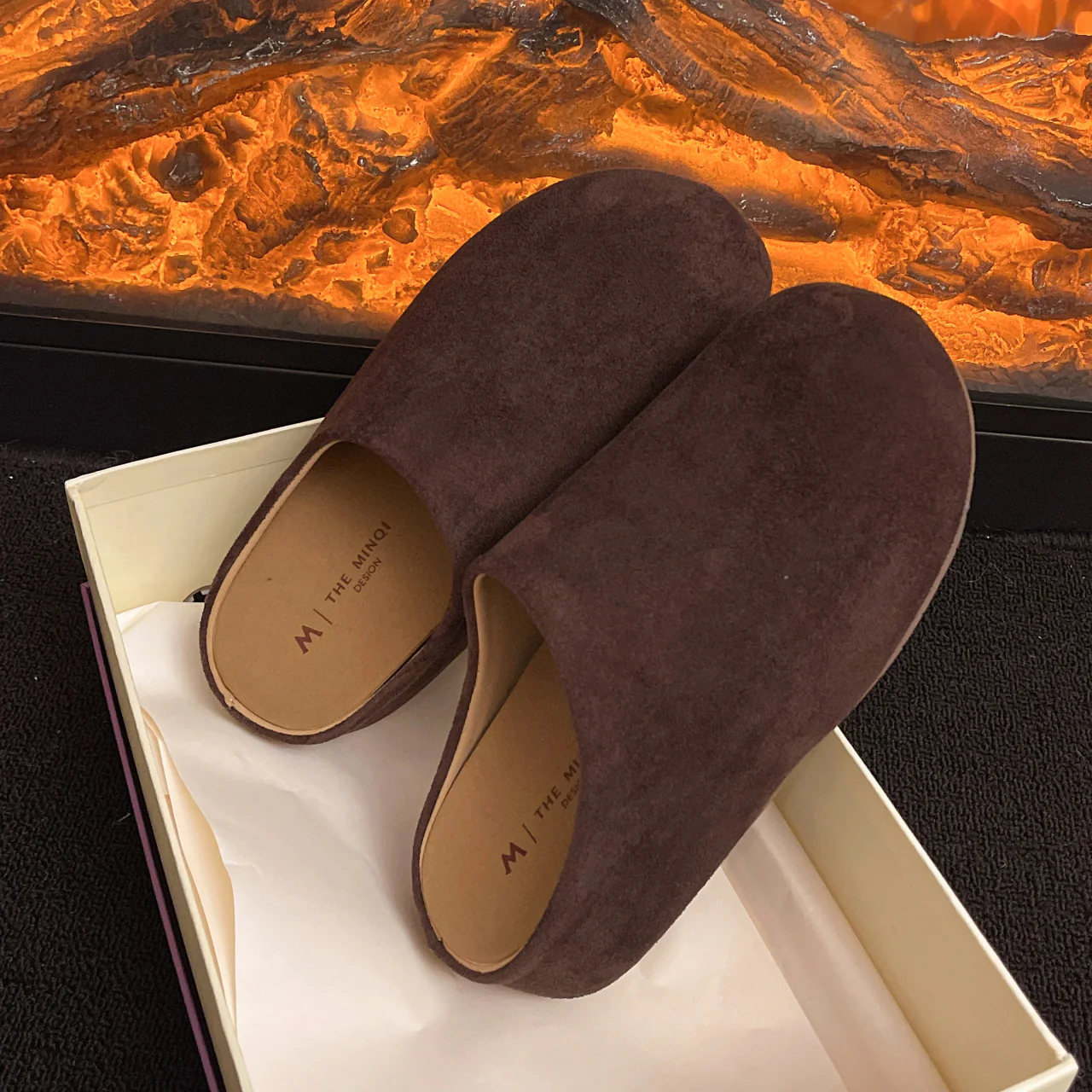 Damen Bequeme Clogs aus weichem Wildleder mit ergonomischem Fußbett Heidi Mode - Image 7