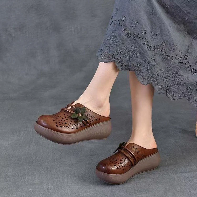 Damen Bequeme Clogs mit modischem Blüten-Detail Heidi Mode - Image 6