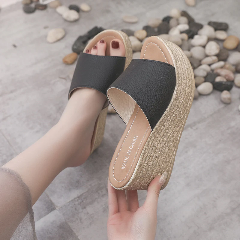 Damen bequeme Plateau-Sandalen mit stilvollem Riemendesign und gepolsterter Innensohle Heidi-Mode - Image 6