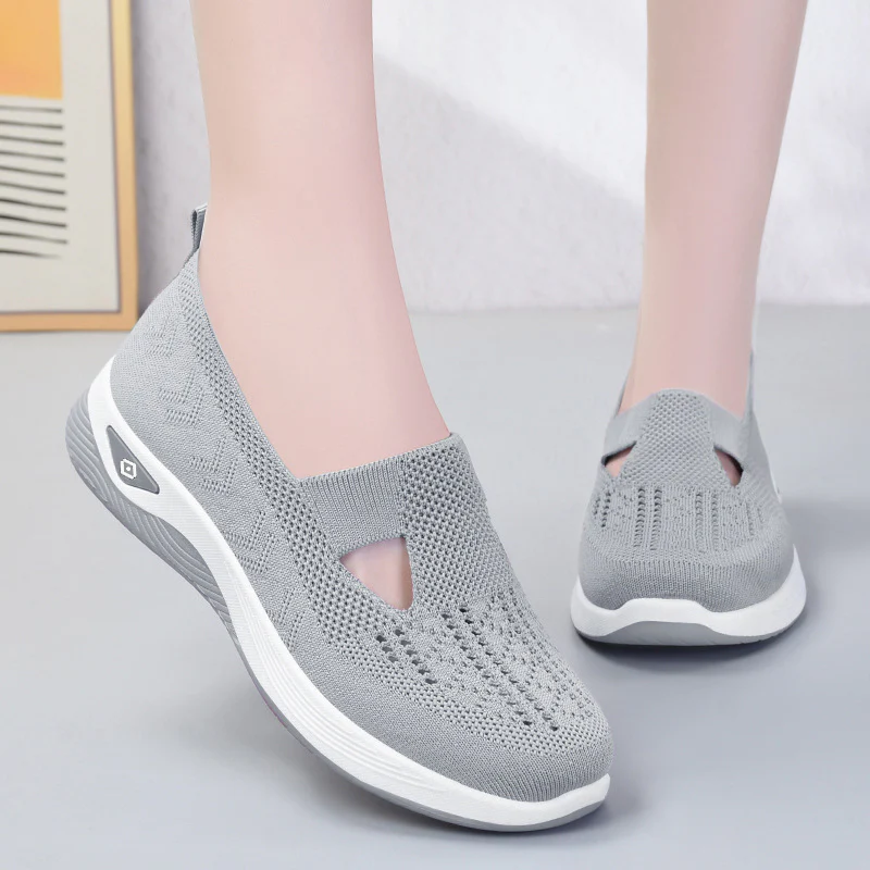 Damen Bequeme Slip-On Freizeitschuhe mit atmungsaktivem Strickoberteil Heidi Mode - Image 4