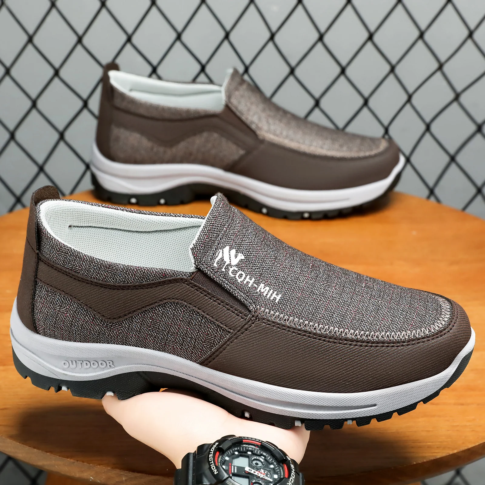 Damen Bequeme Slip-On Freizeitschuhe mit rutschfester Sohle und atmungsaktivem Obermaterial Heidi Mode