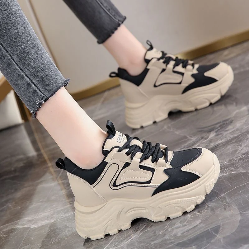 Damen Bequeme Sneaker mit atmungsaktivem Obermaterial und rutschfester Sohle Heidi Mode - Image 4