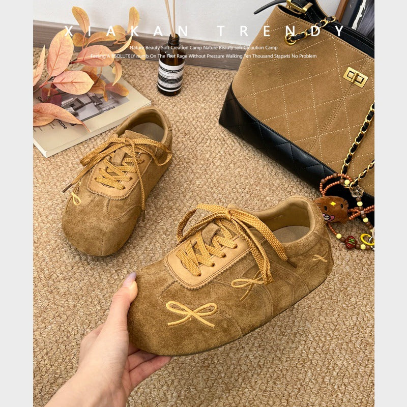 Damen Bequeme Sneakers aus hochwertigem Wildleder mit dekorativen Schleifen Heidi Mode - Image 6