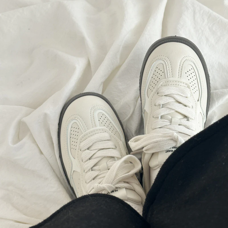 Damen Bequeme Turnschuhe mit atmungsaktiver Oberflächenstruktur und rutschfester Sohle Heidi Mode - Image 3