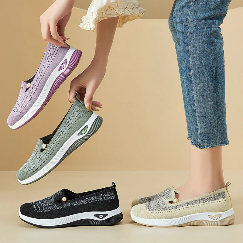 Damen Bequeme und atmungsaktive Slip-On Sneakers mit modischer Lochstrick-Optik Heidi Mode - Image 4