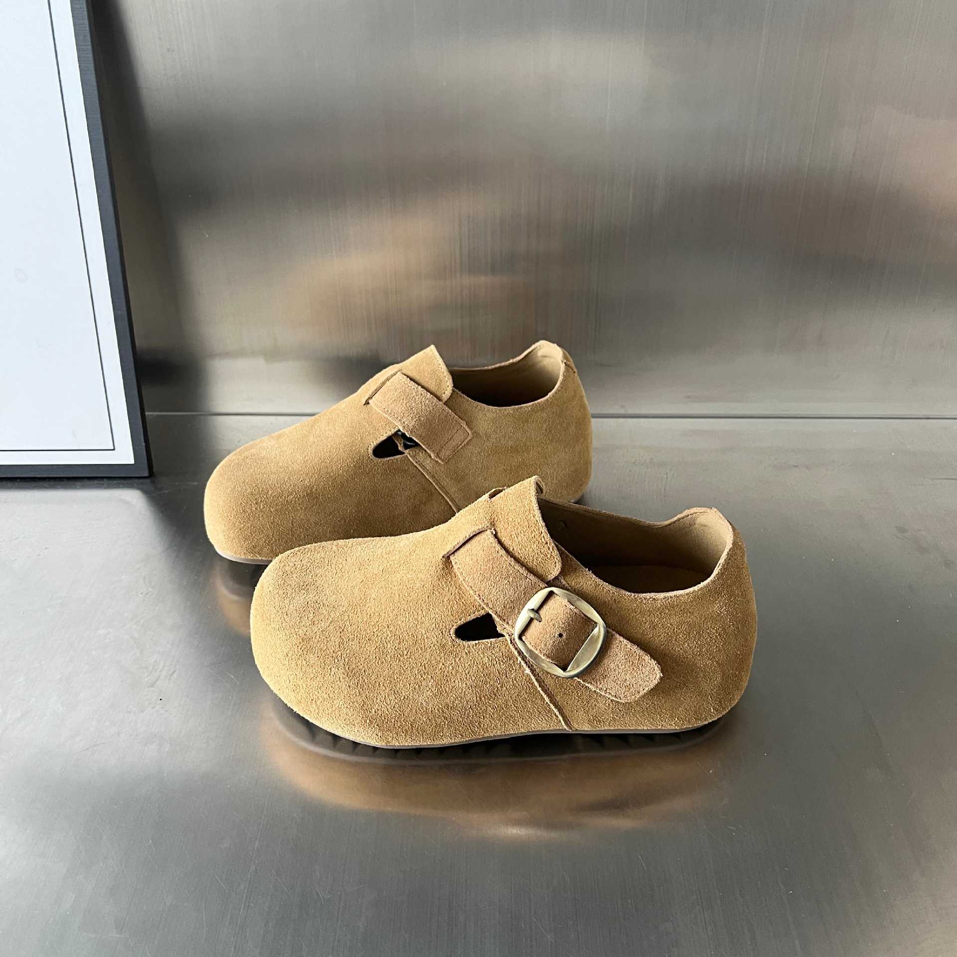 Damen bequeme Wildleder-Clogs mit elegantem Schnallenverschluss Heidi Mode - Image 6