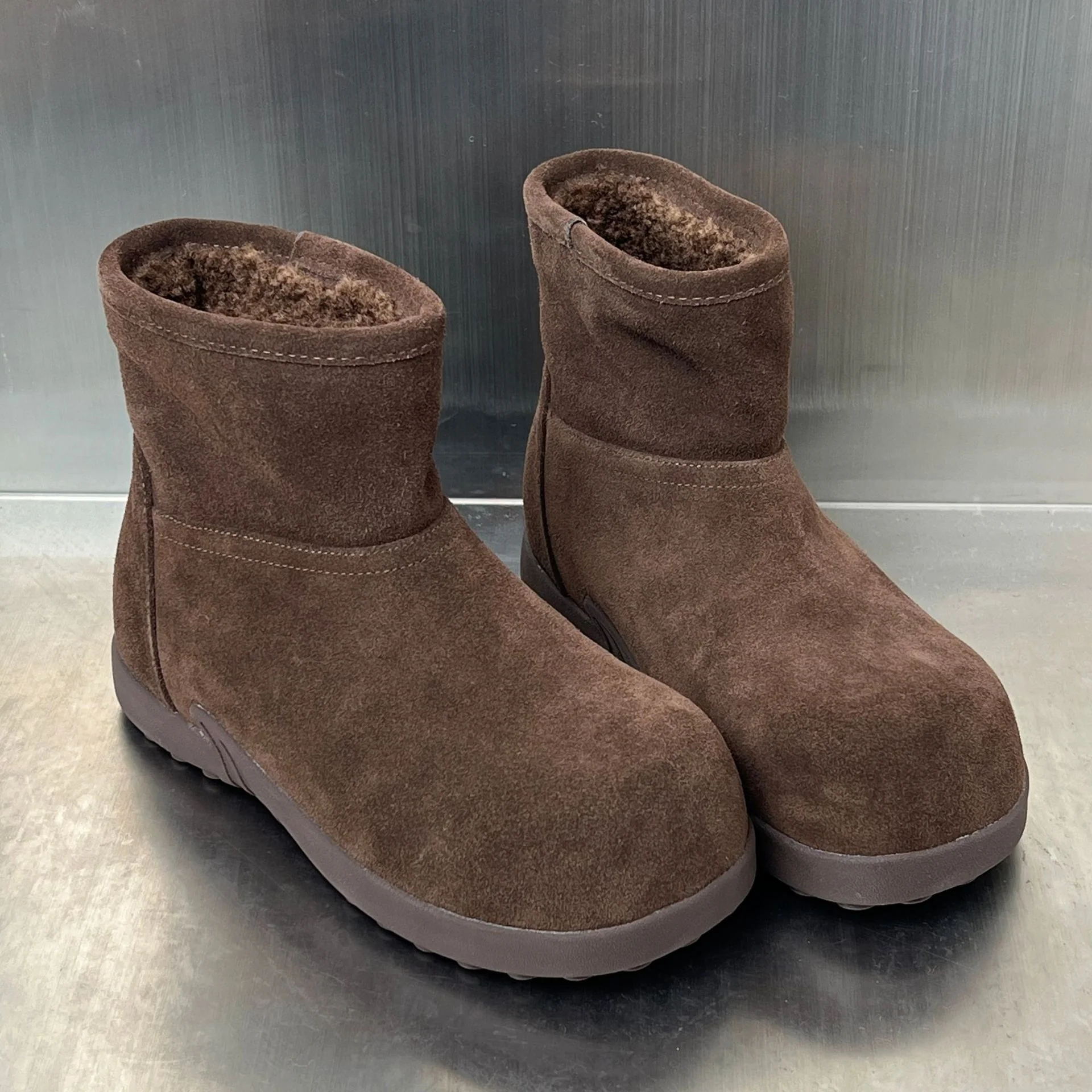 Damen Bequeme Winterstiefel aus hochwertigem Wildleder mit kuscheligem Innenfutter Heidi Mode - Image 4
