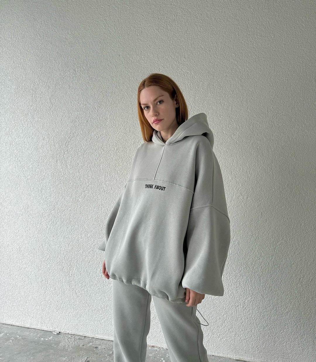Damen Bequemer Hoodie mit Weitem Schnitt und Praktischen Kängurutaschen Heidi-Mode - Image 8