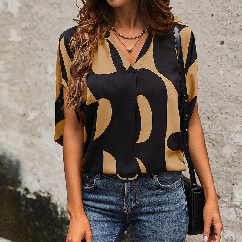 Damen Bluse Im Modernen Abstrakten Design mit V-Ausschnitt und Kurzen Ärmeln Heidi-Mode - Image 6