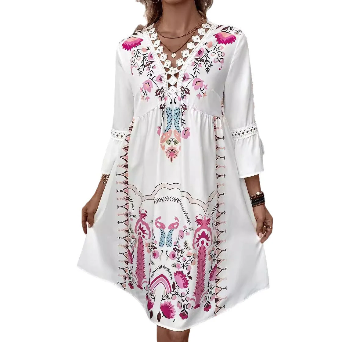 Damen Boho-Inspiriertes Kleid mit Verspielten Stickdetails und Weich Fließendem Schnitt Heidi-Mode - Image 5