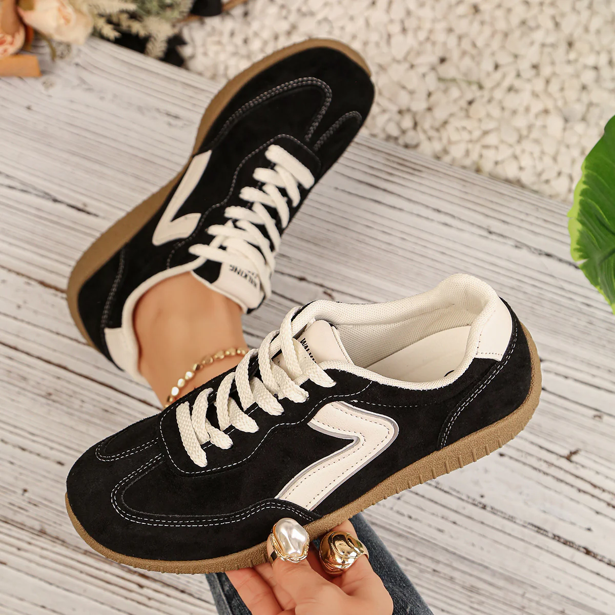 Damen Casual Sneakers aus hochwertigem Wildleder mit rutschfester Sohle Heidi Mode - Image 4