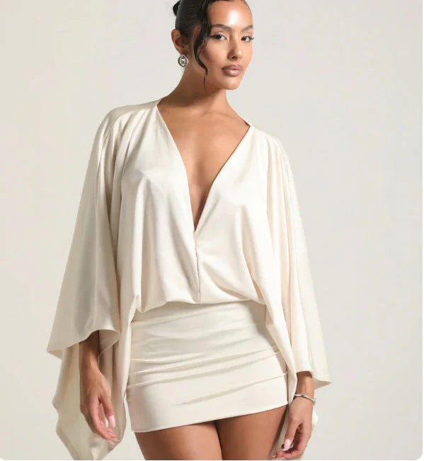 Damen Chices Minikleid mit Voluminösen Ärmeln und Elegantem Stehkragen Heidi-Mode - Image 8