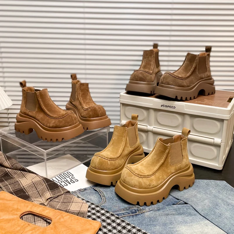 Damen Chunky Chelsea Boots mit rutschfester Profilsohle und weichem Veloursleder Heidi Mode - Image 4