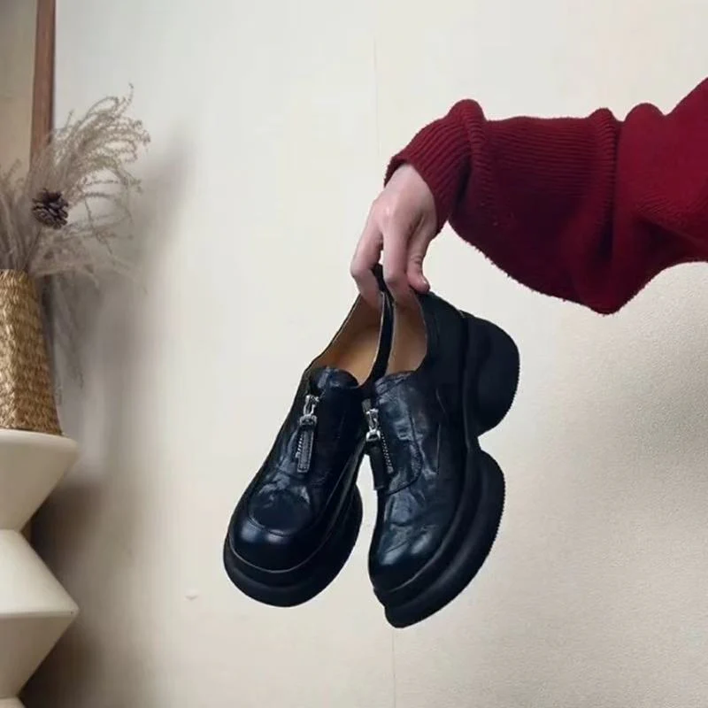 Damen Chunky Leder Sneakers mit praktischem Reißverschluss Heidi Mode - Image 6
