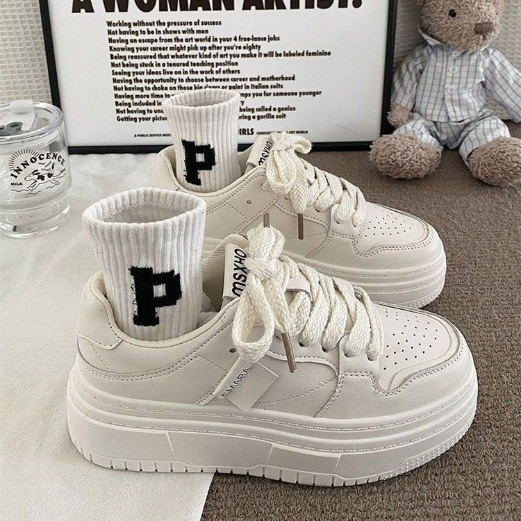 Damen Chunky Lifestyle-Sneaker mit eleganter Plateausohle und sportlichen Akzenten Heidi Mode