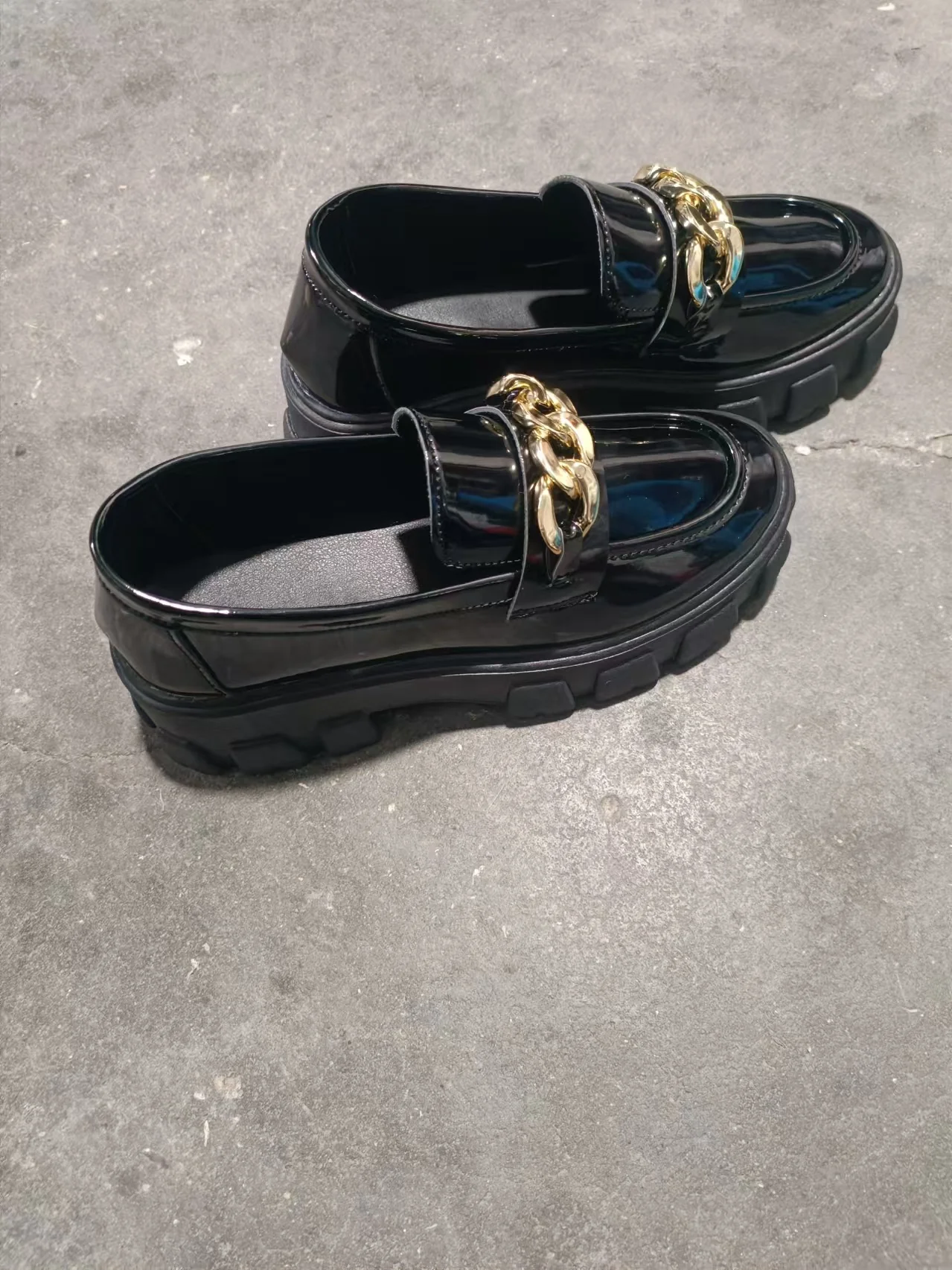 Damen Chunky Loafers mit modischer Kettenapplikation Heidi Mode - Image 6