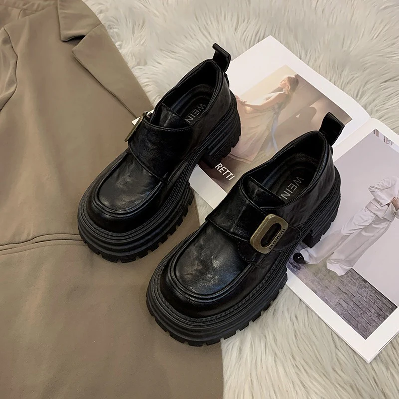 Damen Chunky Schnürschuhe mit robustem Plateau und modischer Schnallen-Applikation Heidi Mode - Image 7
