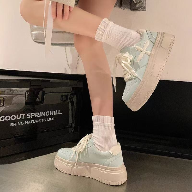 Damen Chunky Sneakers mit gepolsterter Sohle und modischem Design Heidi Mode - Image 2