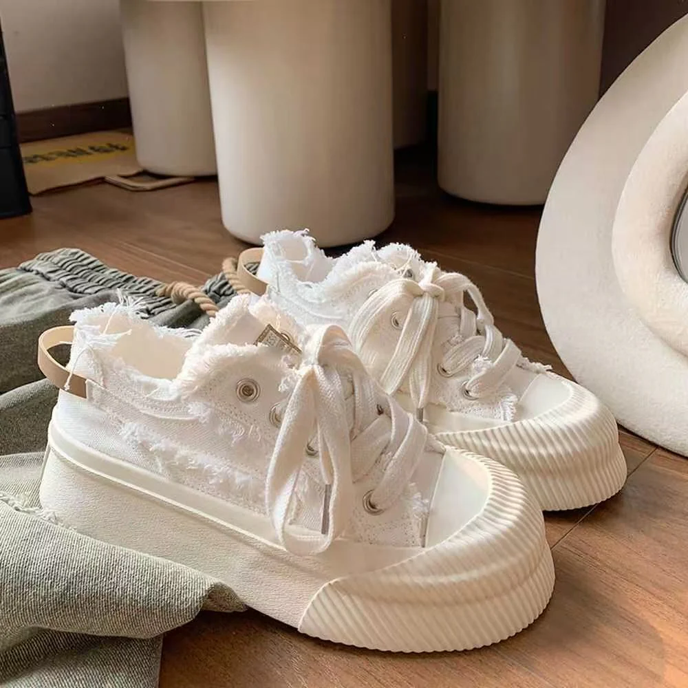 Damen Chunky Sneakers mit individuellen Fransen-Details und dämpfender Sohle Heidi Mode - Image 2