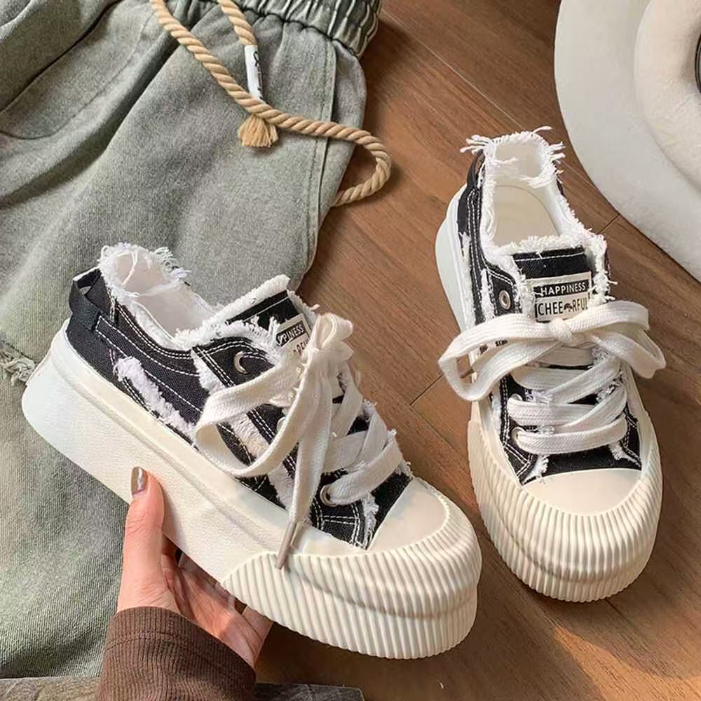 Damen Chunky Sneakers mit individuellen Fransen-Details und dämpfender Sohle Heidi Mode - Image 3