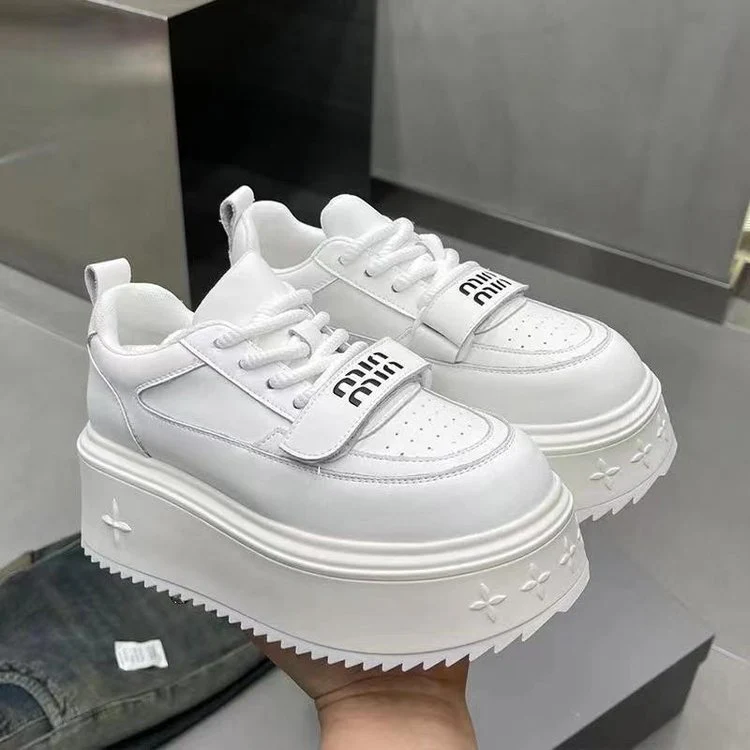 Damen Chunky Sneakers mit innovativem Klettverschluss und atmungsaktiver Sohle Heidi Mode - Image 3