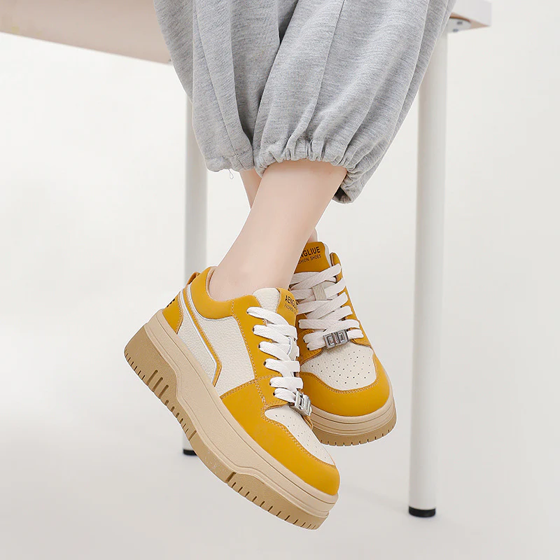 Damen Chunky Sneakers mit innovativem Sohlenprofil und modischem Obermaterial Heidi Mode - Image 2